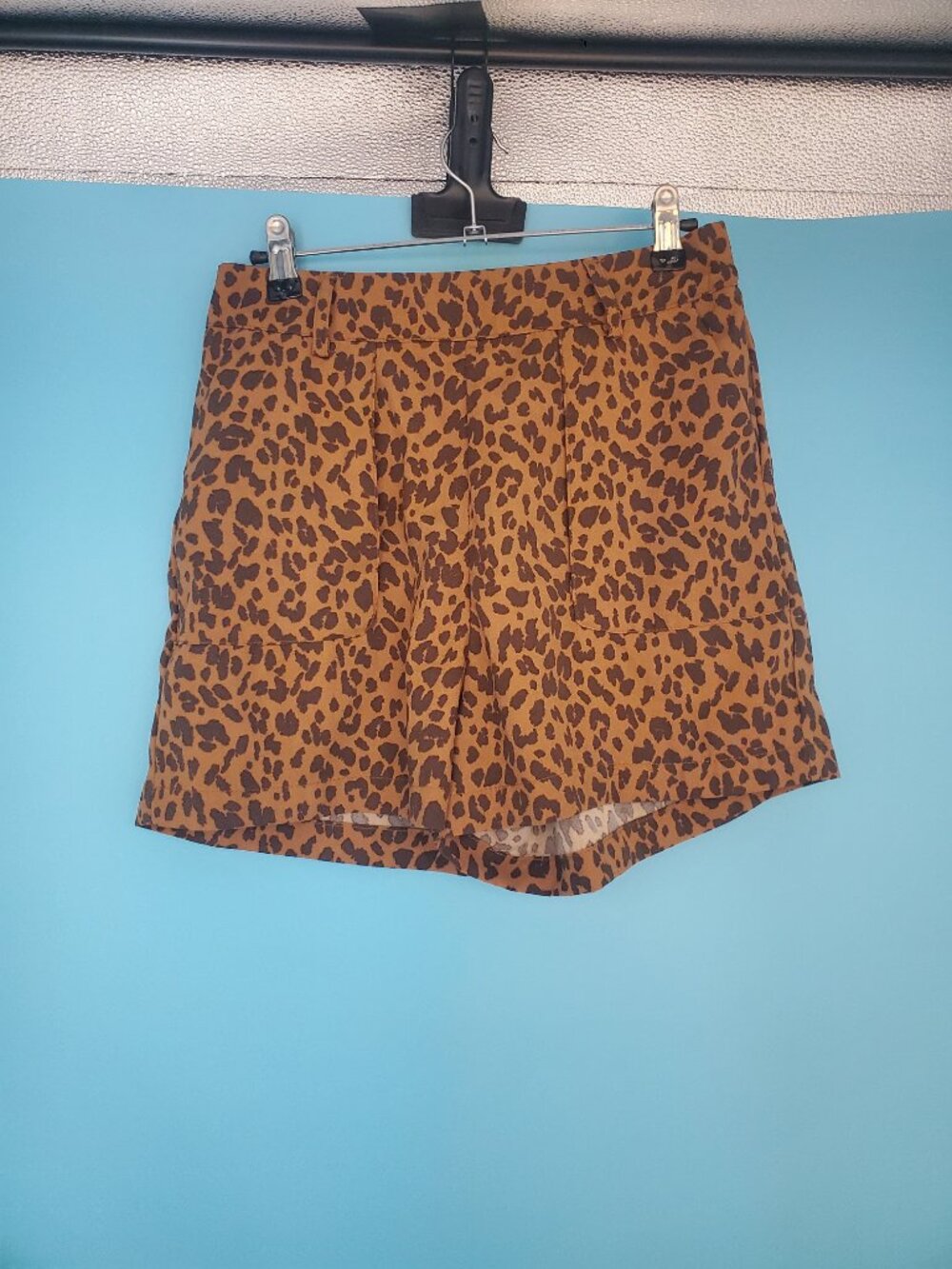 a new day Shorts Size Small Cheetah Print High Rise Elastic Waist